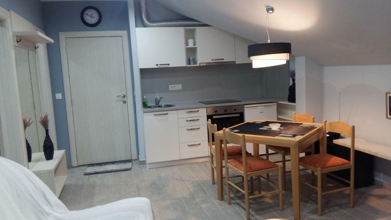 Apartments Sovran Vila Marija Prčanj Exterior foto