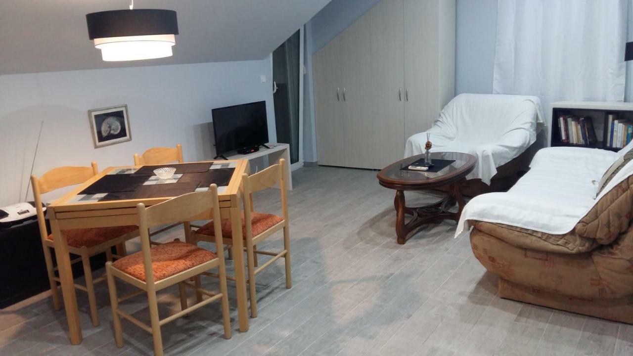 Apartments Sovran Vila Marija Prčanj Exterior foto