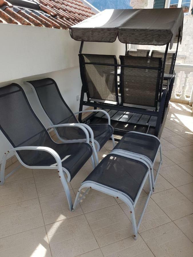 Apartments Sovran Vila Marija Prčanj Exterior foto